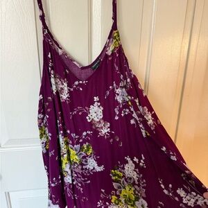 Torrid Plum Floral tank top. Size 3.